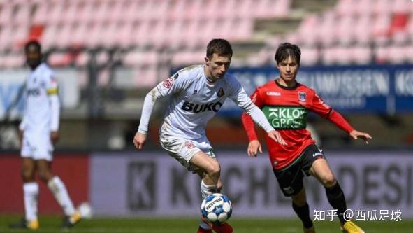 更在场外闪 更在场外闪