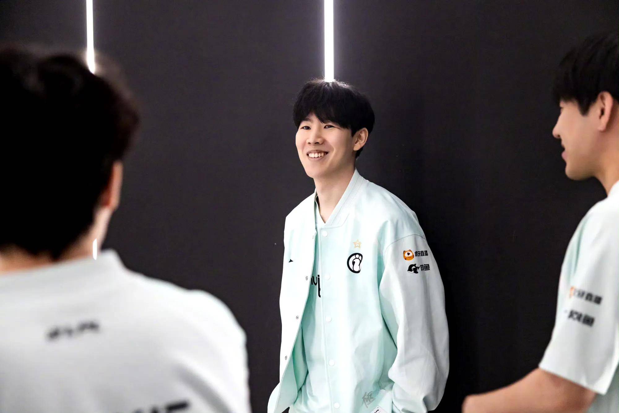 比如在烟波 比如在烟波